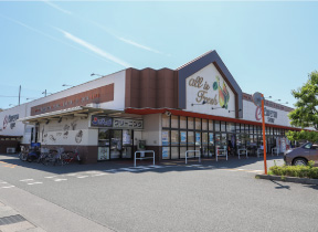 遠鉄ストア富塚店